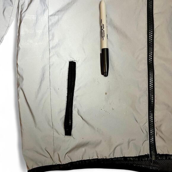 Victoria's Secret Pink Limited Release 002 Reflective 3M Jacket Womens Size XS-S - Picture 3 of 8